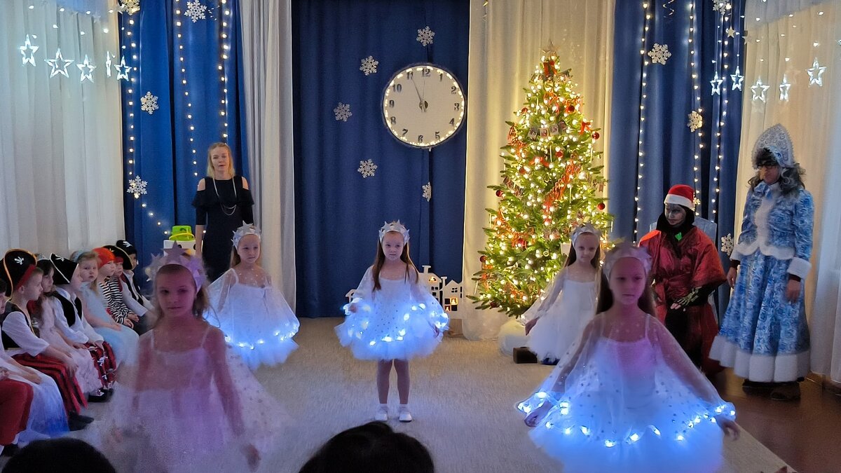 Танец снежинок. - Ольга 