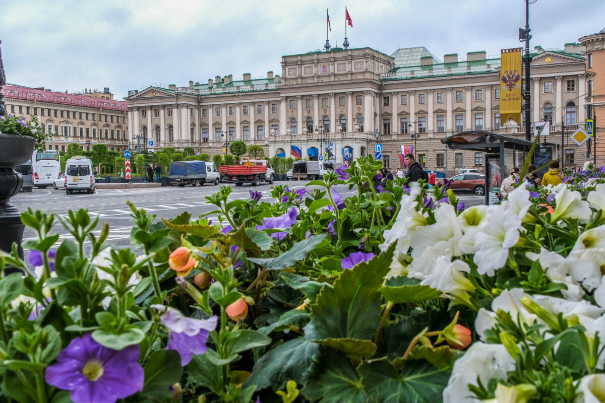 Марийнский дворец - Георгий А