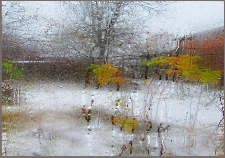 А    за   окном  -   осенняя    акварель... - Галина Кузьмина