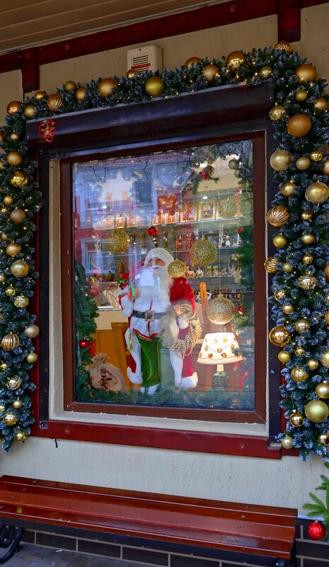 Окно магазина - Сергей Карачин