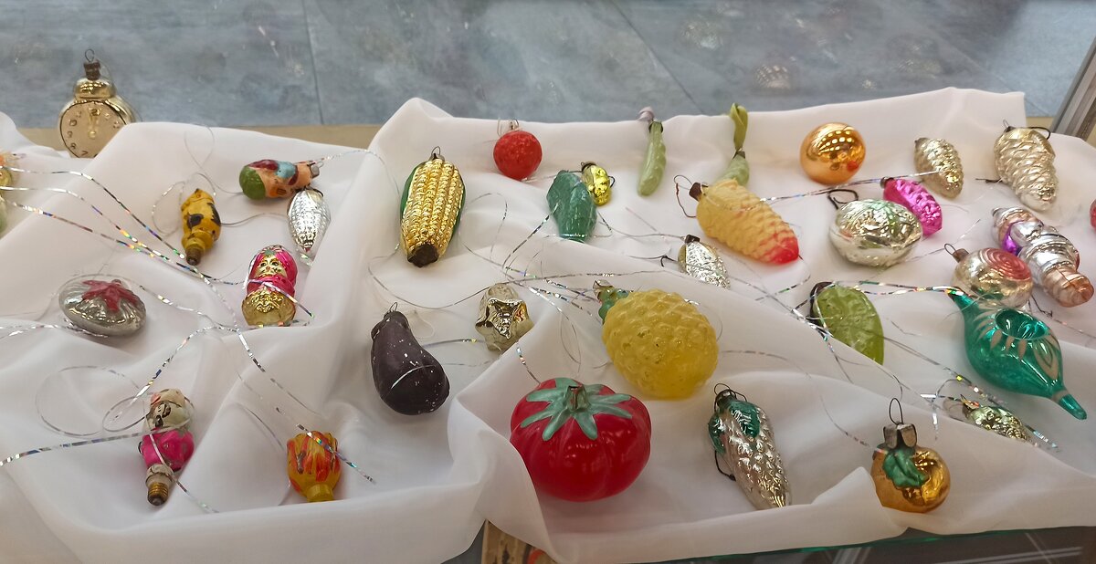 Стеклянные новогодние игрушки - Gen Vel