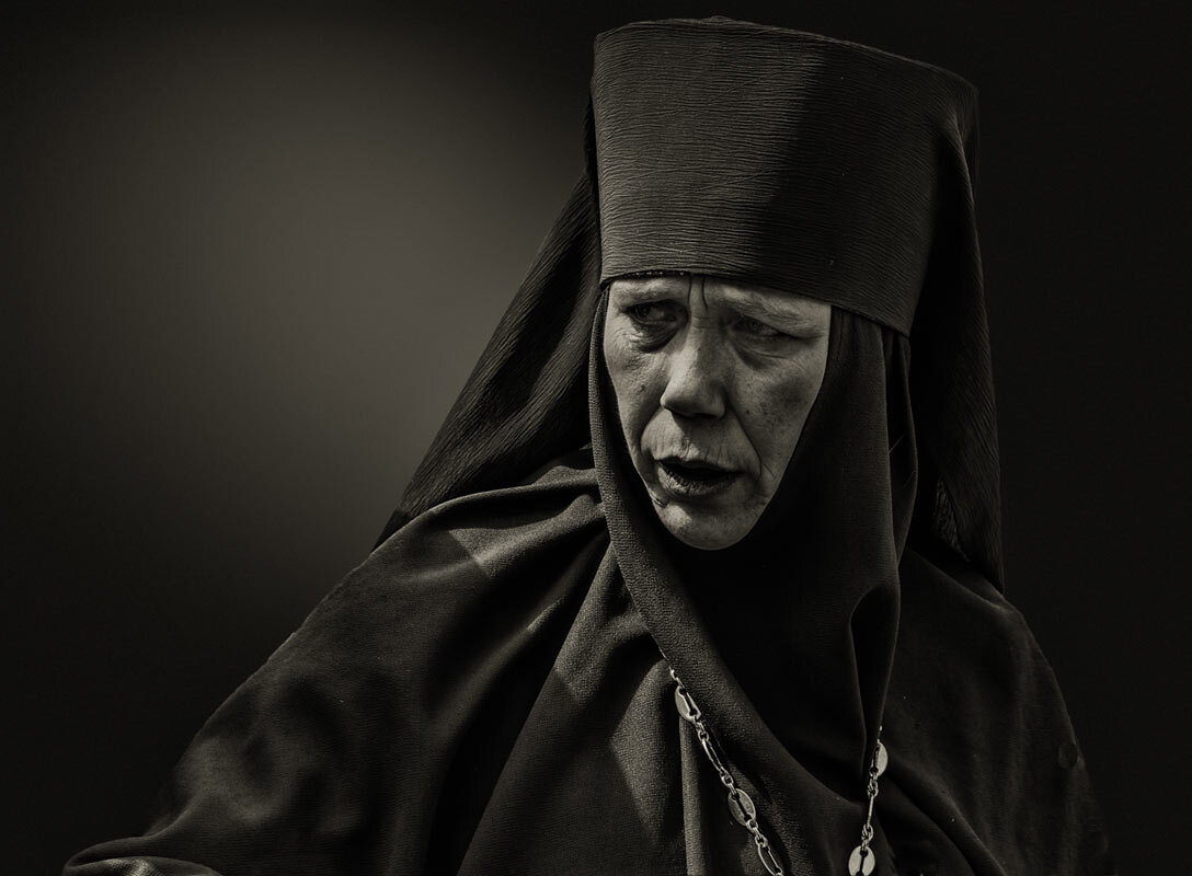 В чёрном - SanSan 