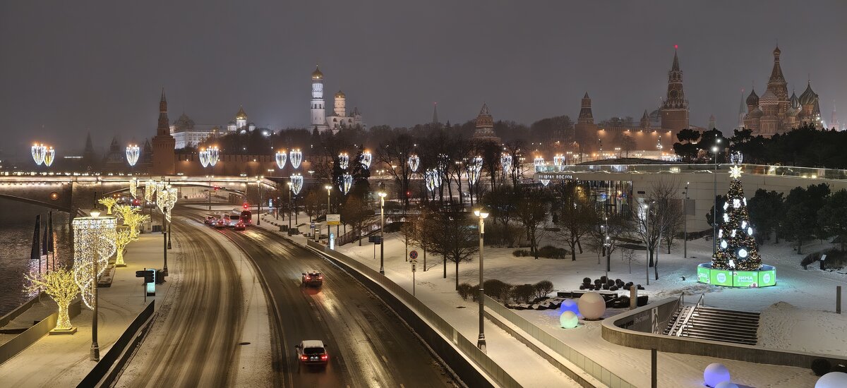 Москворецкая набережная - <<< Наташа >>> Москворецкая набережная - <<< Наташа >>>