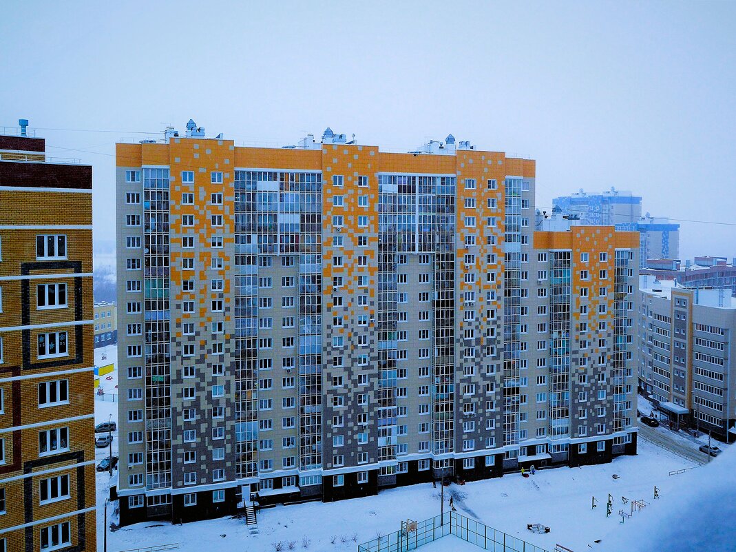 Новочебоксарск. Дом по ул. Воинов Интернационалистов 8. - Пётр Чернега