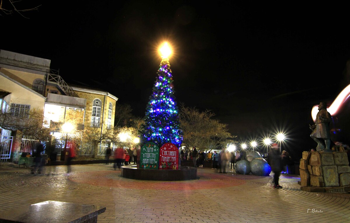 Счастливого нового года!! - Геннадий Валеев