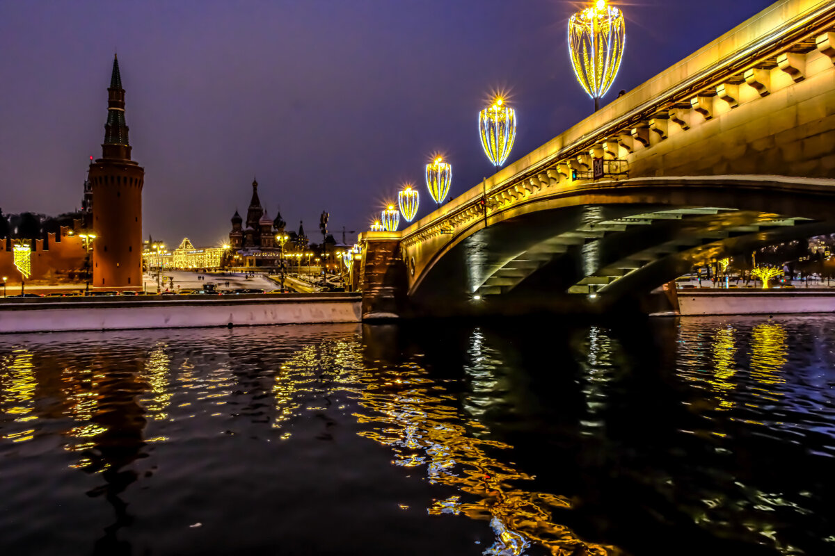 Мост через Москва-реку - Георгий А Мост через Москва-реку - Георгий А