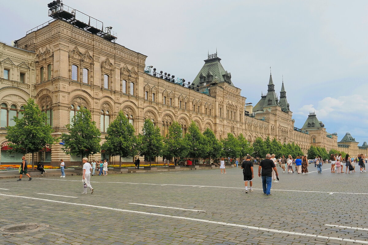 На главной площади страны. - Евгений Седов
