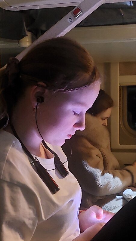 В поезде - Максим Егоров