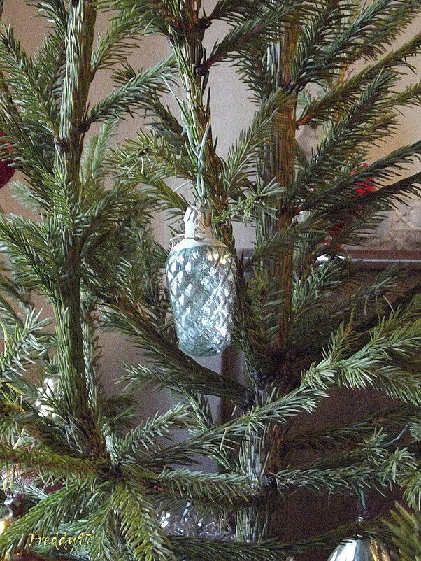 Новогодние игрушки - Freddy 97