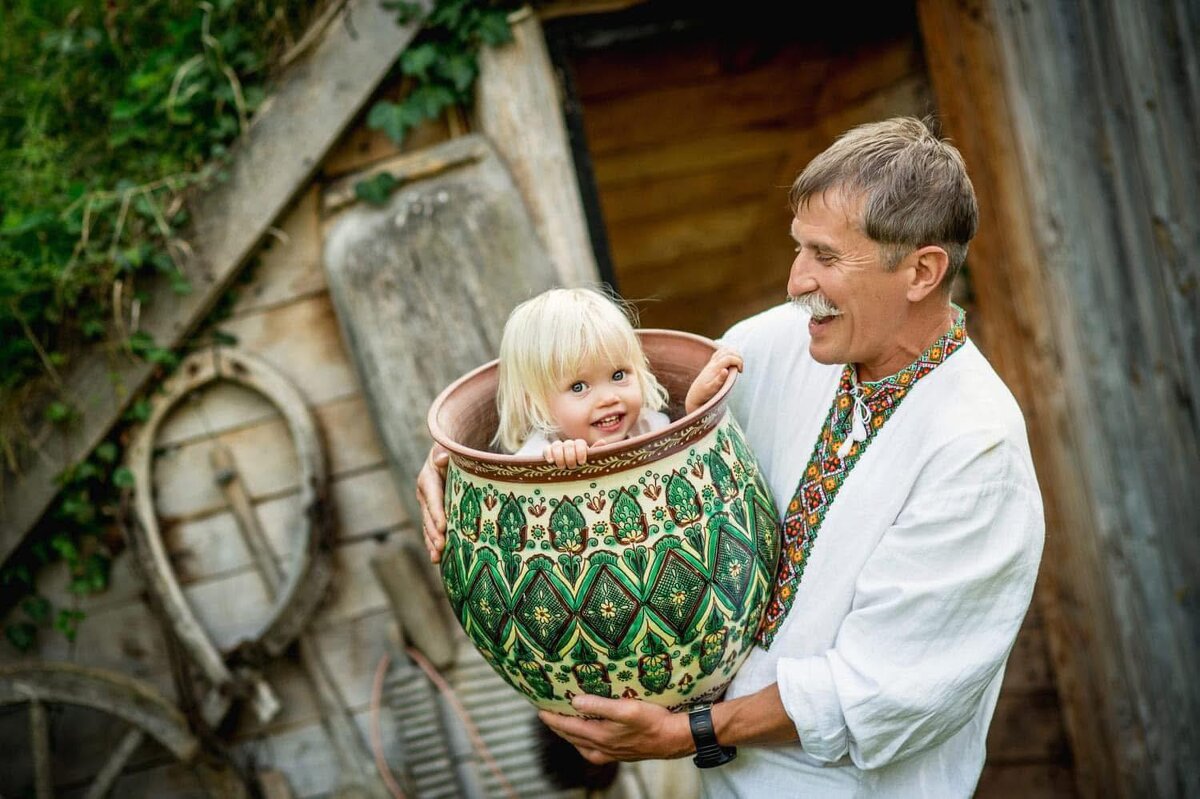 мій дідусь гончар - Степан Карачко мій дідусь гончар - Степан Карачко