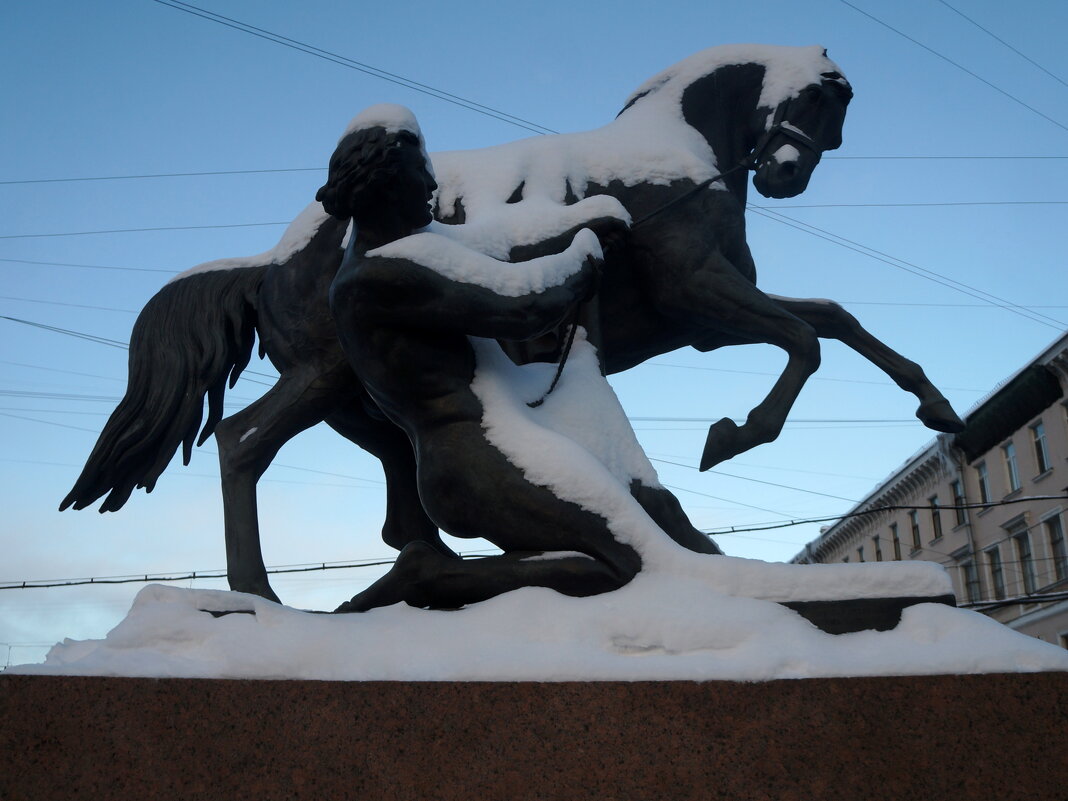 на Аничковом мосту - zavitok * на Аничковом мосту - zavitok *