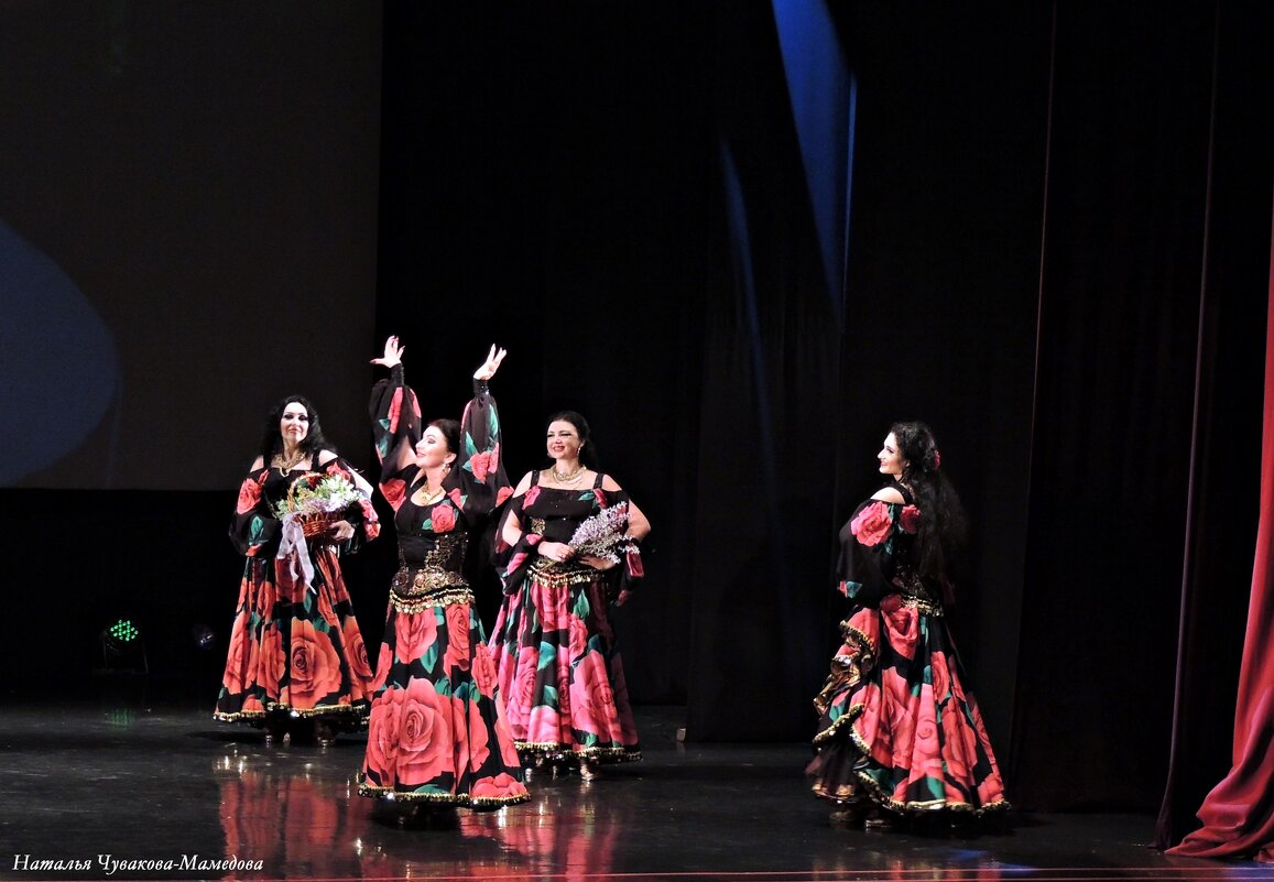 У Цыганского шатра. - Ната57 Наталья Мамедова