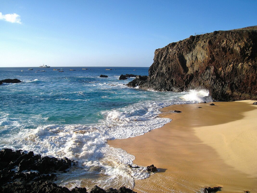 Кусочек острова Вознесения. - unix (Илья Утропов)