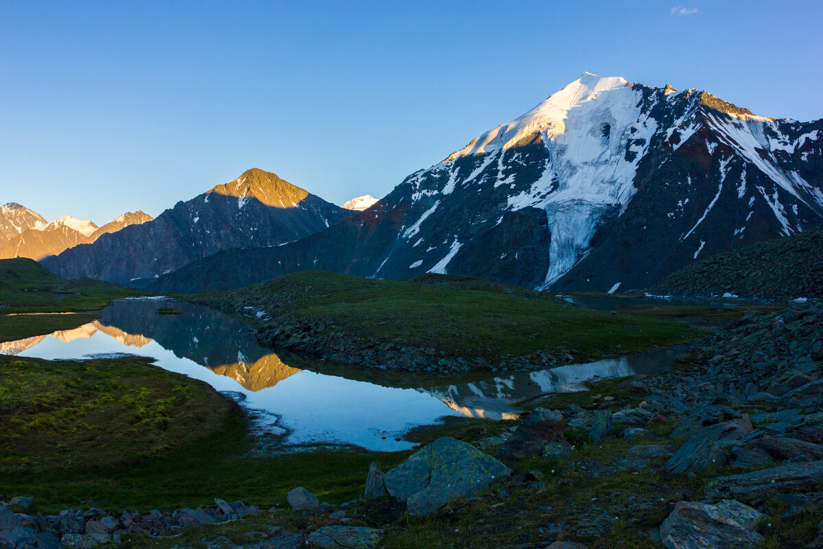 Закат у озера - Алексей 