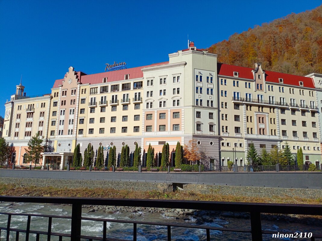 Адлер... горы... курорт Роза Хутор... - Нина Бутко