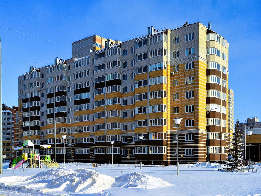 Чебоксары. Дом по ул. Композитора Токарева 2. - Пётр Чернега