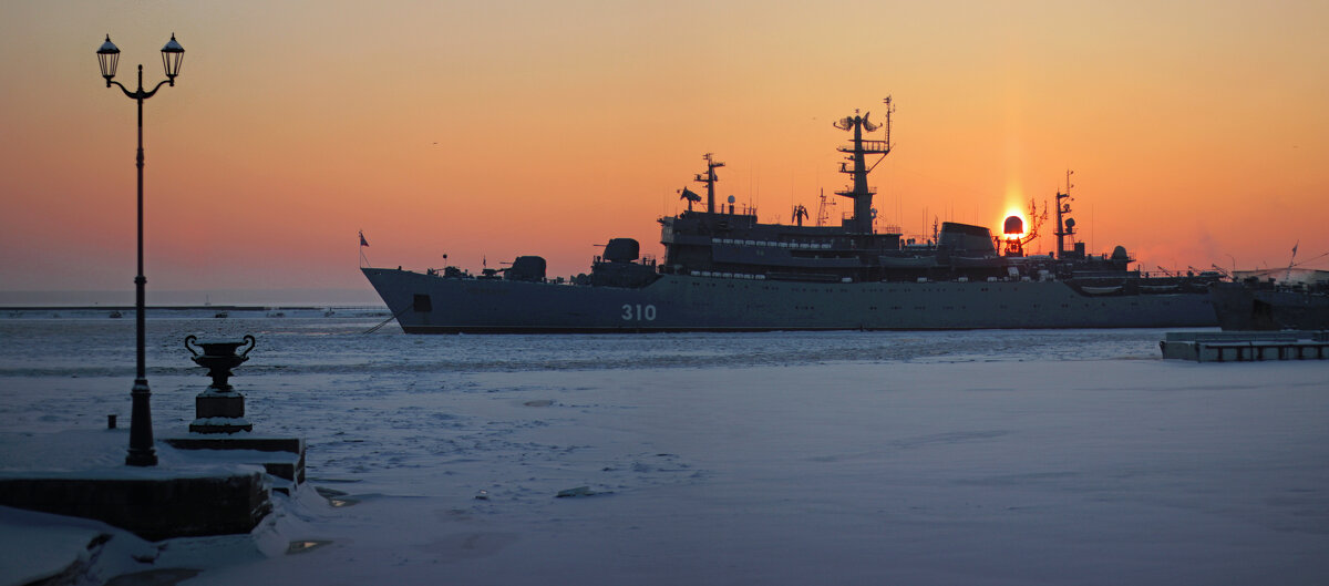 *** - Сергей Григорьев