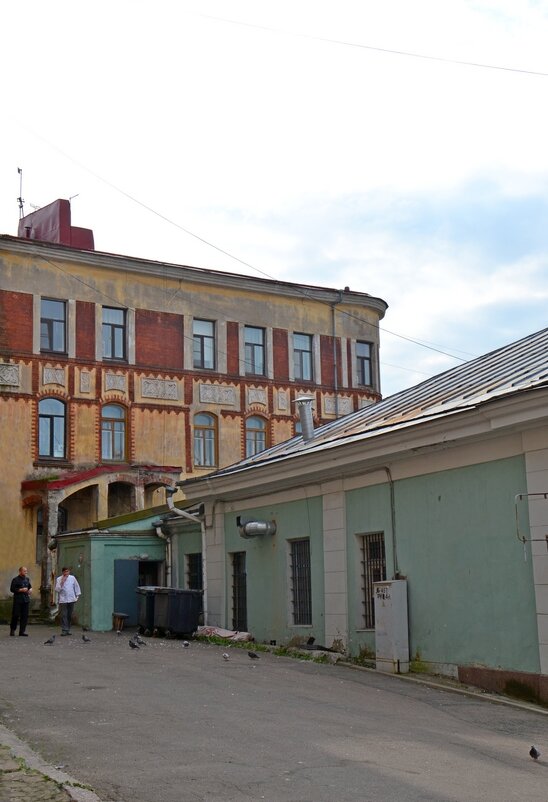 ВЫБОРГ. - Виктор Осипчук