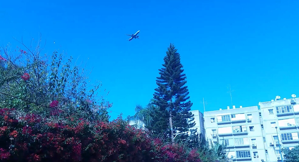 115 (45) - CLOSE WAYS ALL