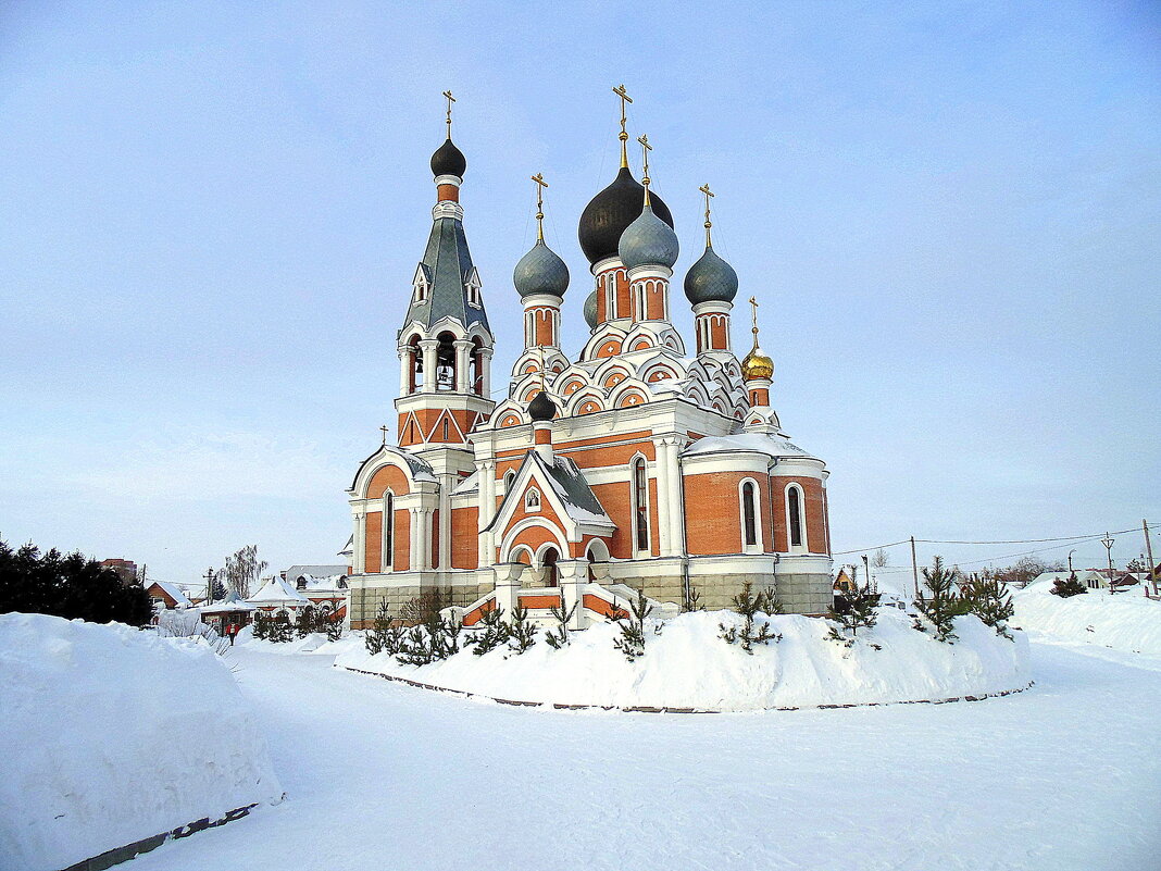 Однажды у храма в Бердске . - Мила Бовкун