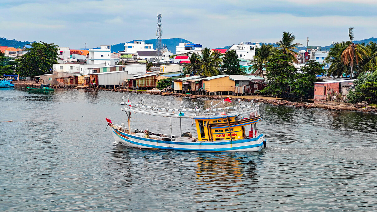 Лодка - Dmitry i Mary S