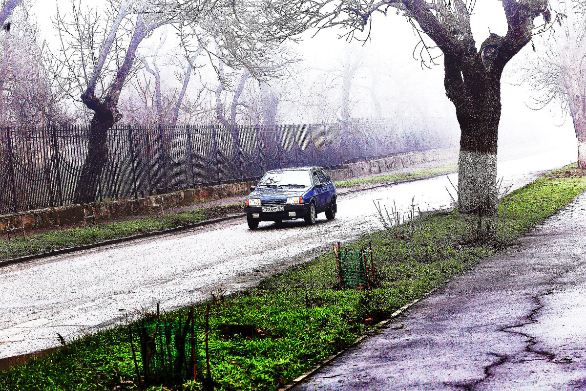 Спешит... - Юрий Гайворонскiий Спешит... - Юрий Гайворонскiий