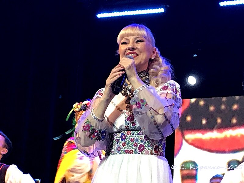 Оксана солістка - Степан Карачко