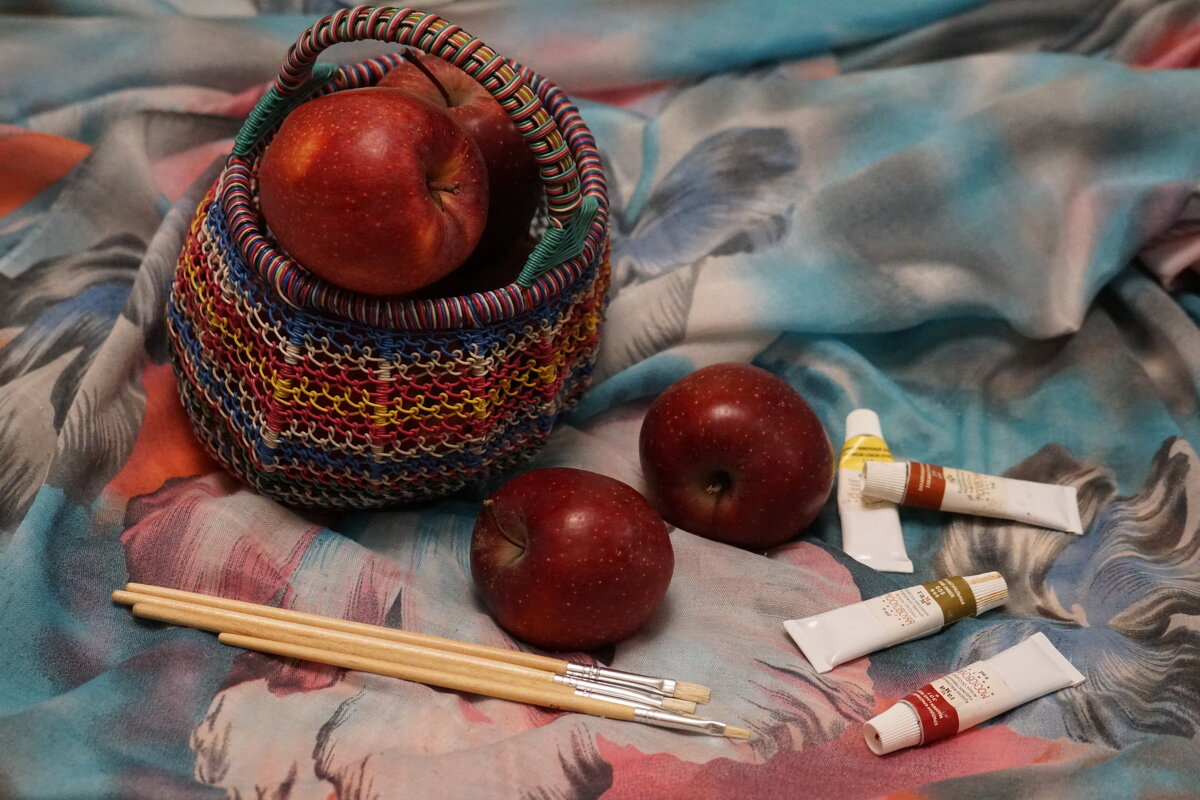 Фотонатюрморт  яблоки - александр 