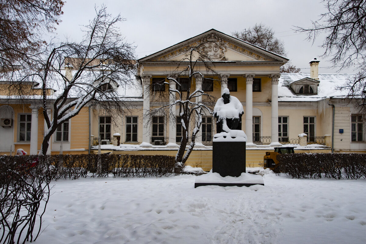 Усадьба князей Долгоруких - прототип усадьбы Ростовых в романе Война и мир - Gen Усадьба князей Долгоруких - прототип усадьбы Ростовых в романе Война и мир - Gen