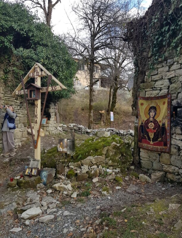 РАЗВАЛИНЫ ХРАМА  Х-ХII века - Tata Wolf