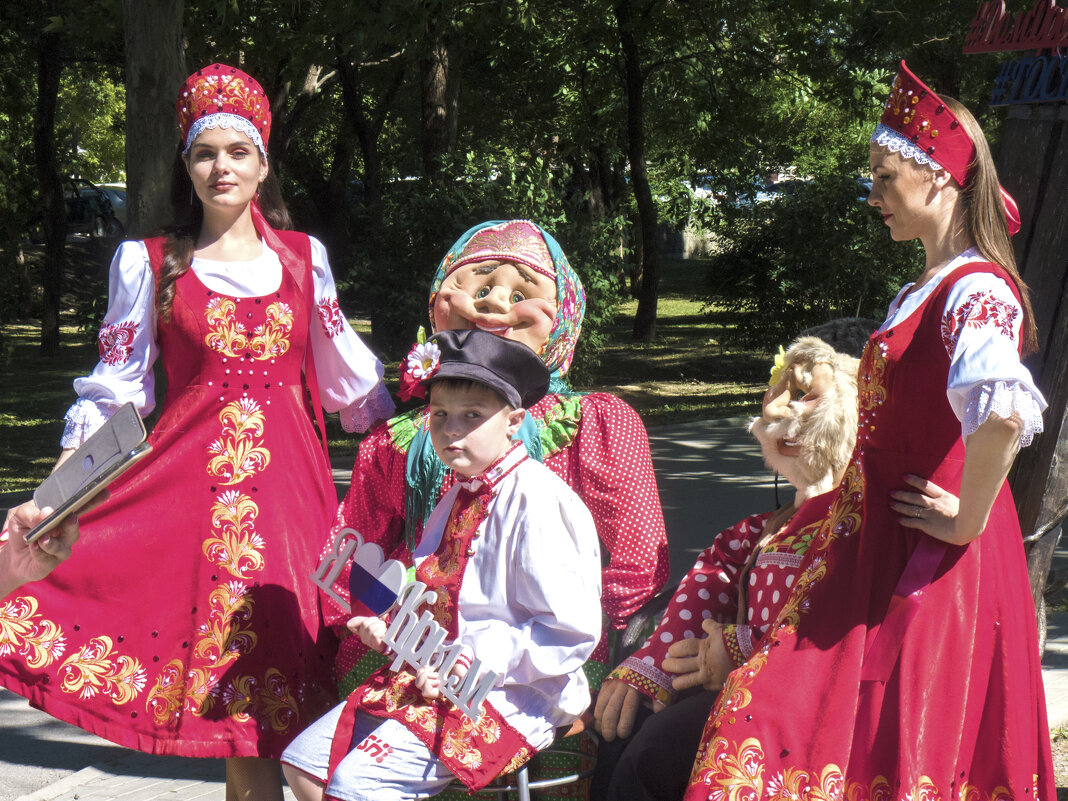 Праздник   день  России - Валентин Семчишин