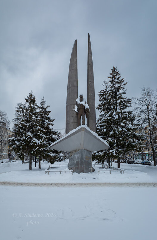 Памятник Р.Е. Алексееву в Сормово - Александр Синдерёв