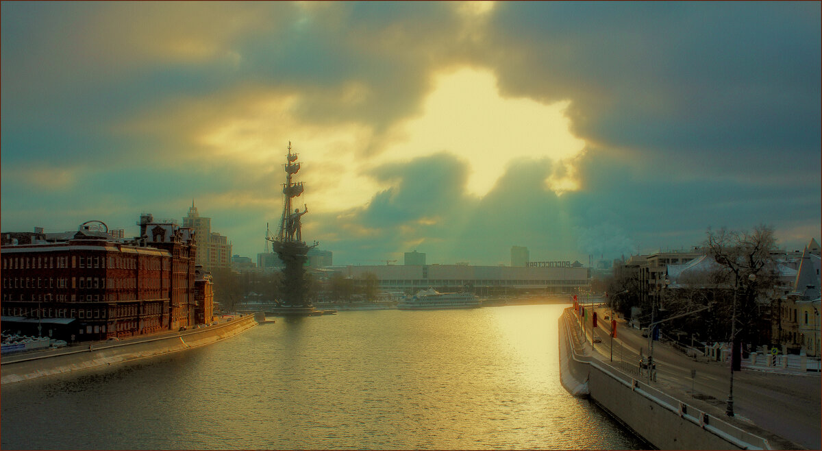 Москва. - Александр. AVG100 ---