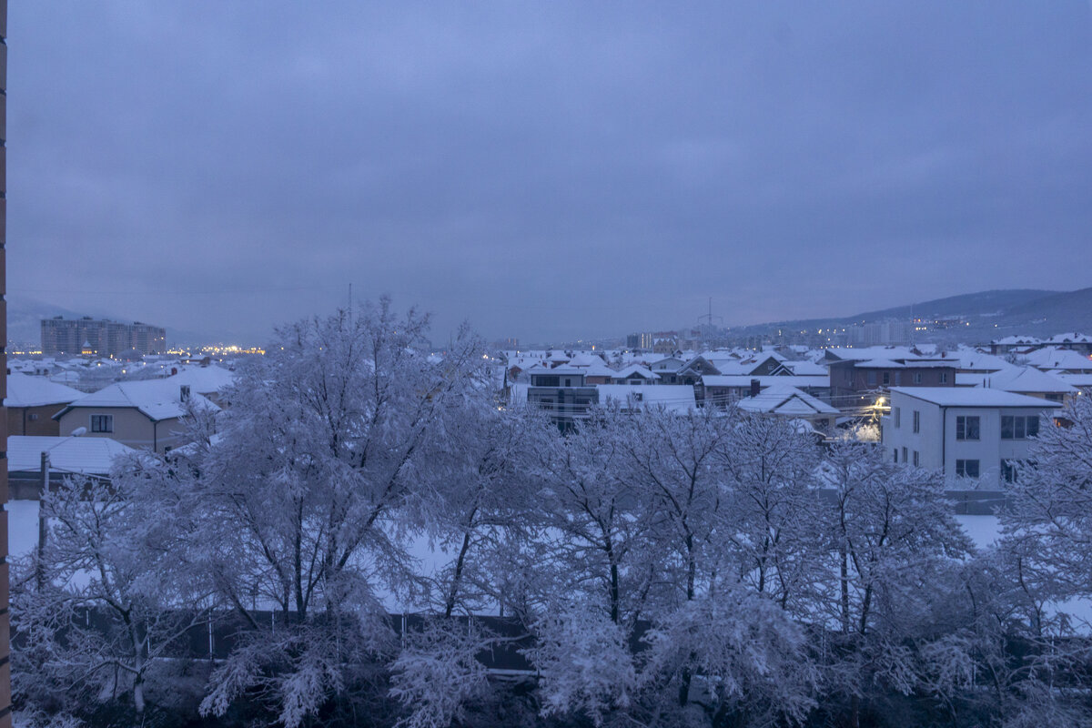 Снег на юге - Александр Буторин