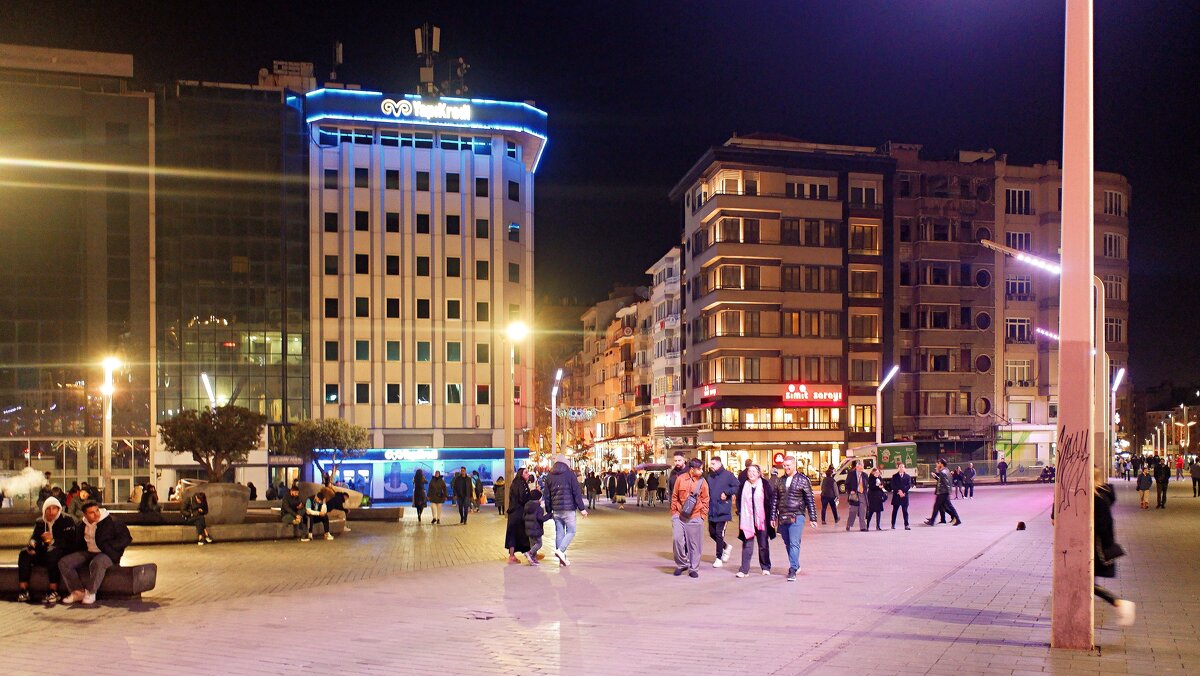 Стамбул.Центр.Вечер. - веселов михаил 