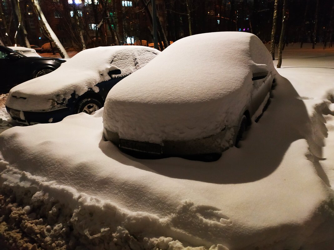 * * * - Андрей Лукьянов