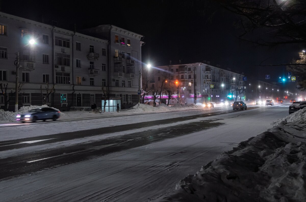 Утром на проспекте Мира - Виктор Иванович Чернюк