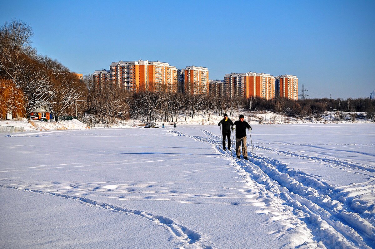 В погожий день становимся на лыжи ! ,,,) - Анатолий Колосов