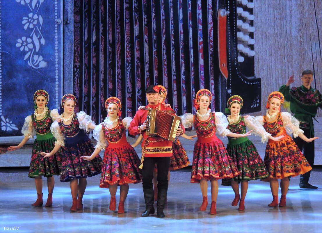 Мужичок с гармошкой, поиграй немножко! - Ната57 Наталья Мамедова