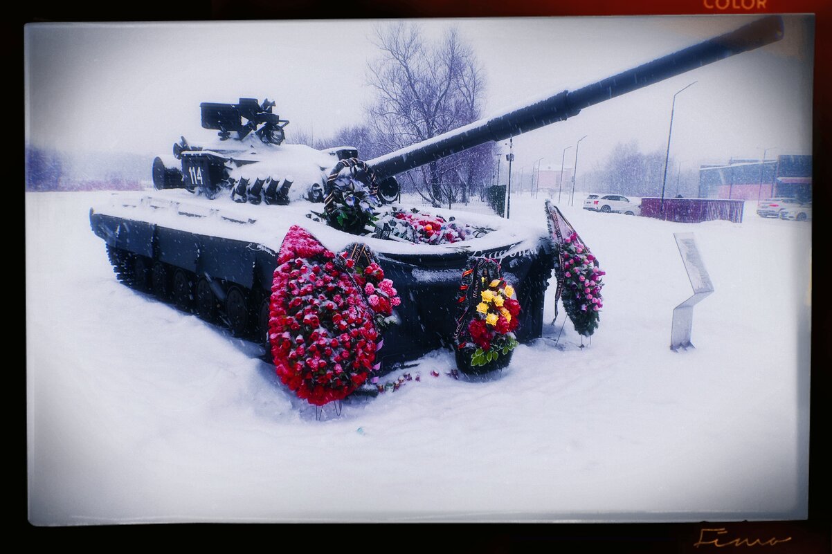 Скорбящий танк. - Игорь Солдаткин