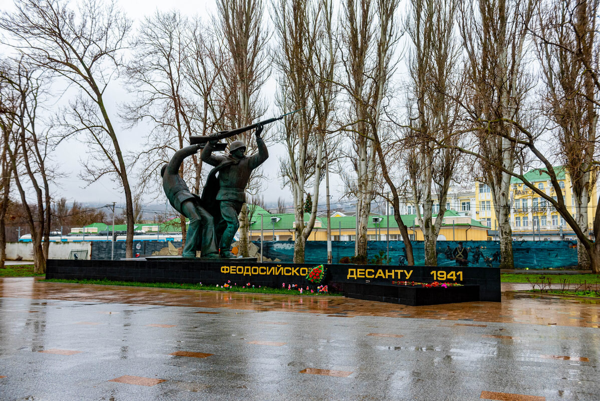 *** - Дмитрий Лупандин