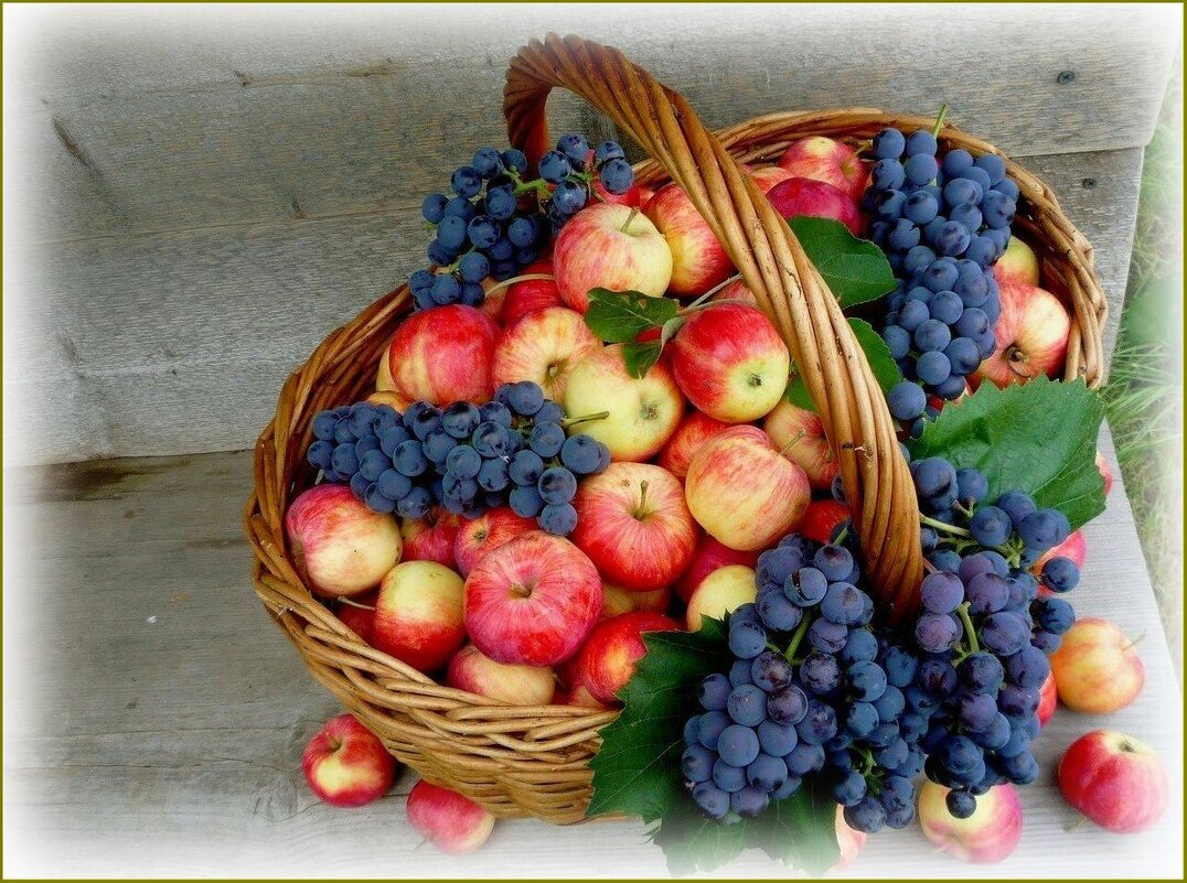 Фруктовый натюрморт ... - Валентина Надсон