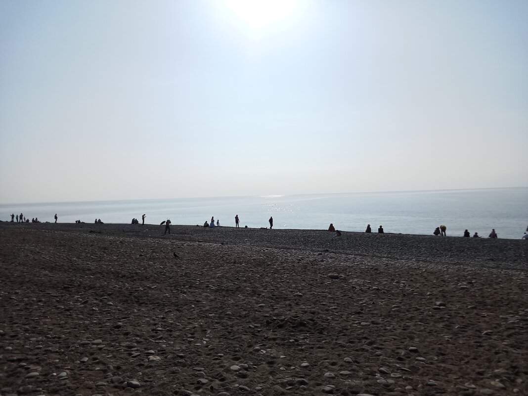 Под ноябрьским солнцем - Виктор 