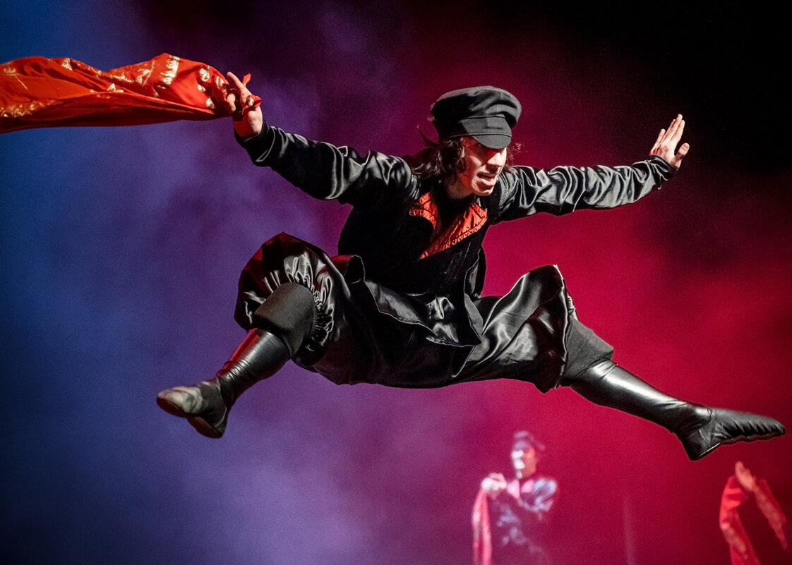 Танец - Юрий Вайсенблюм Танец - Юрий Вайсенблюм