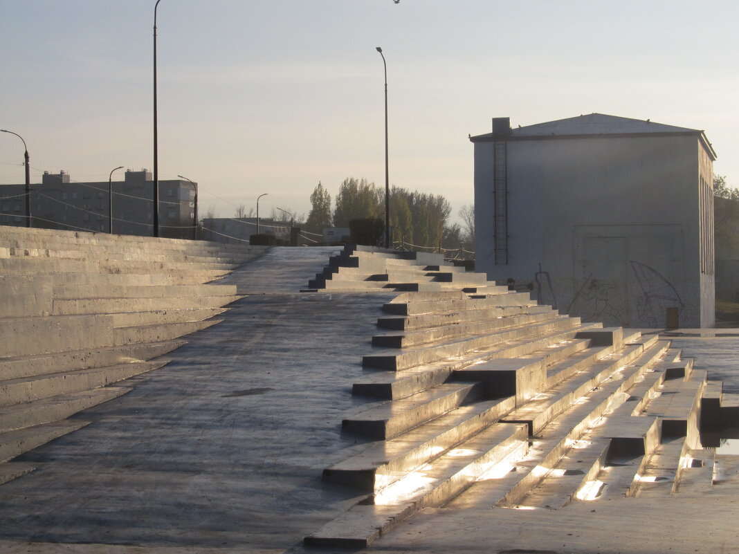 на набережной - Елена Шаламова на набережной - Елена Шаламова