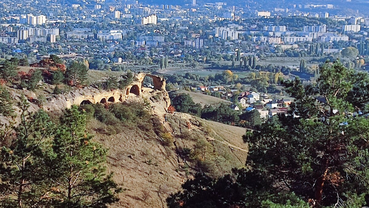 Гора Кольцо в окрестностях Кисловодска - Мариша Гора Кольцо в окрестностях Кисловодска - Мариша
