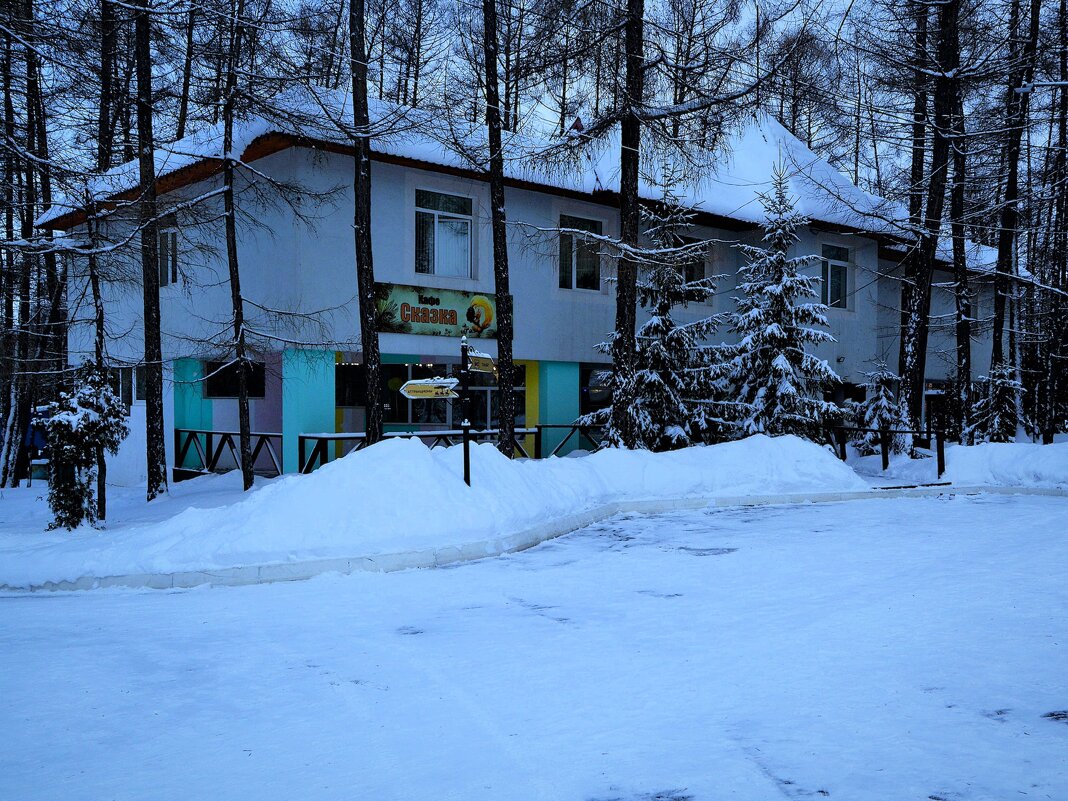 Чебоксары. Кафе "Сказка". - Пётр Чернега Чебоксары. Кафе "Сказка". - Пётр Чернега