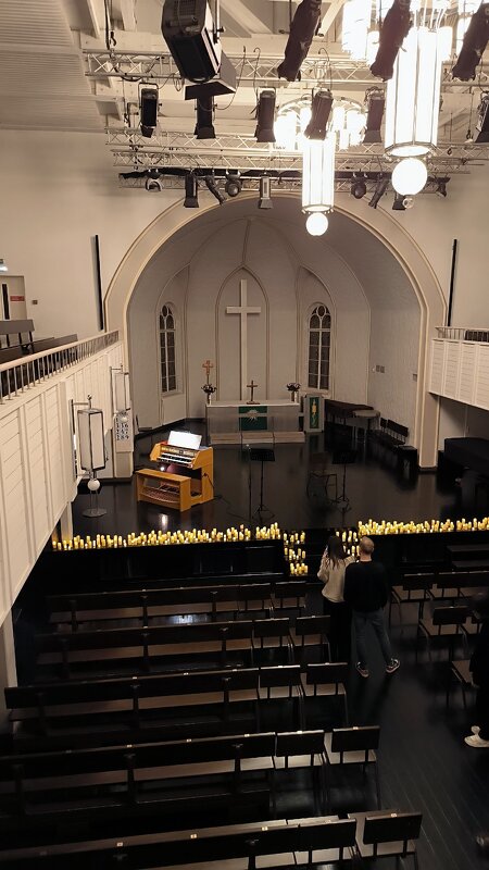 В ожидании концерта. - Ольга 