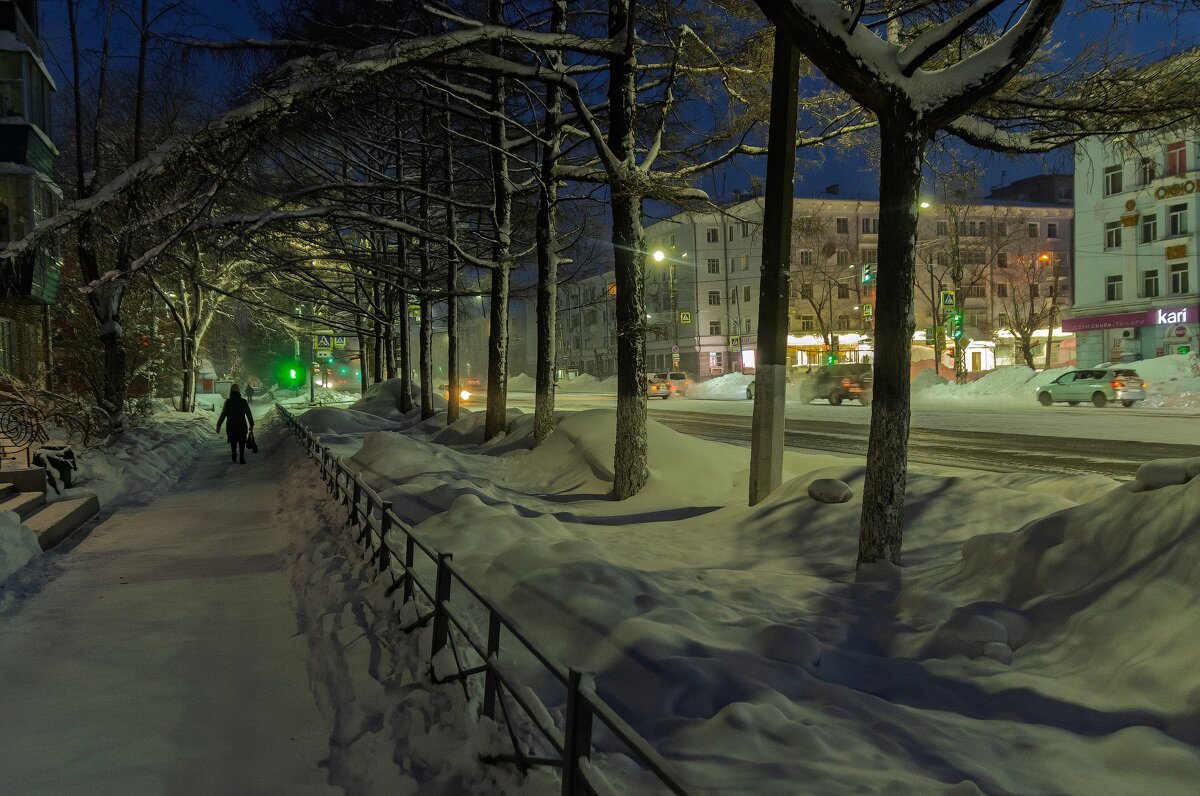 Утром на проспекте Мира - Виктор Иванович Чернюк Утром на проспекте Мира - Виктор Иванович Чернюк