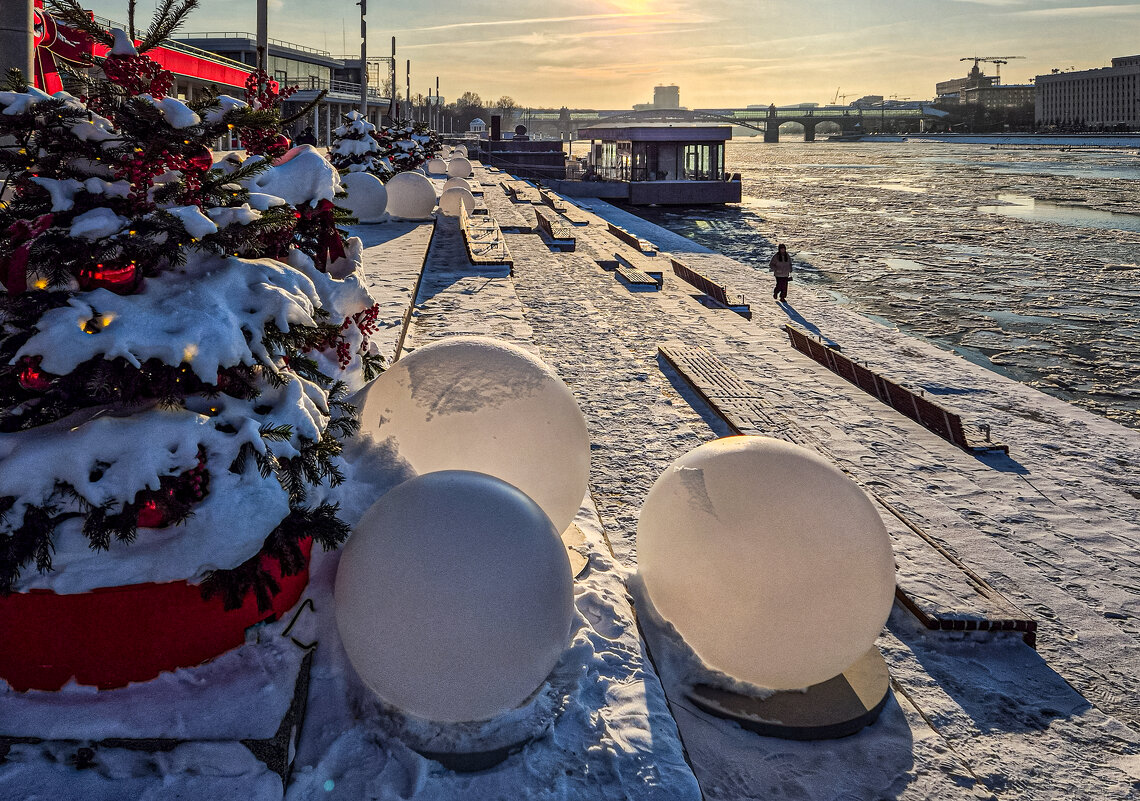 После праздников - Eugene *